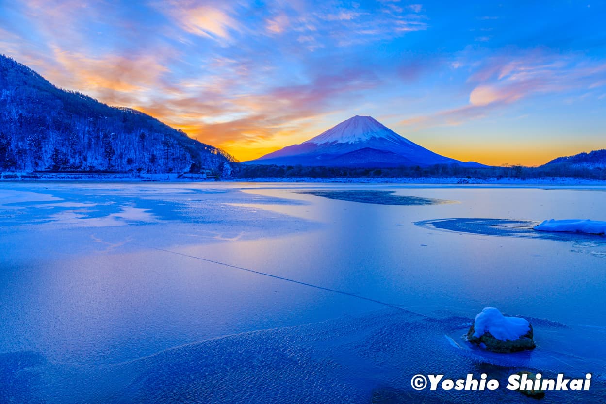 朝の富士山